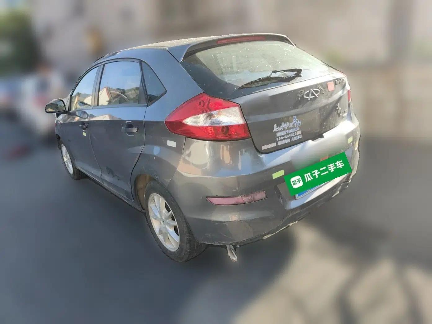 Chery Fengyun 2 2010 Hatchback 1.5L Ambition Model — миниатюра 4
