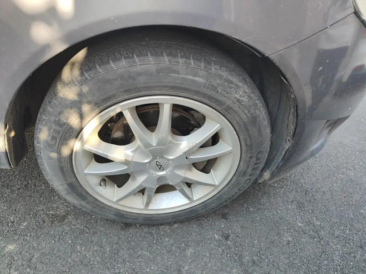 Chery Fengyun 2 2010 Hatchback 1.5L Ambition Model — миниатюра 8