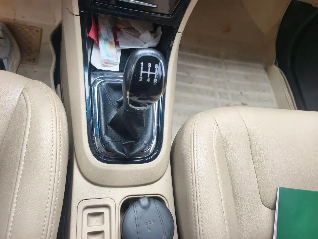 Chery E3 2015 1.5L Manual ZhiShang Model — миниатюра 15
