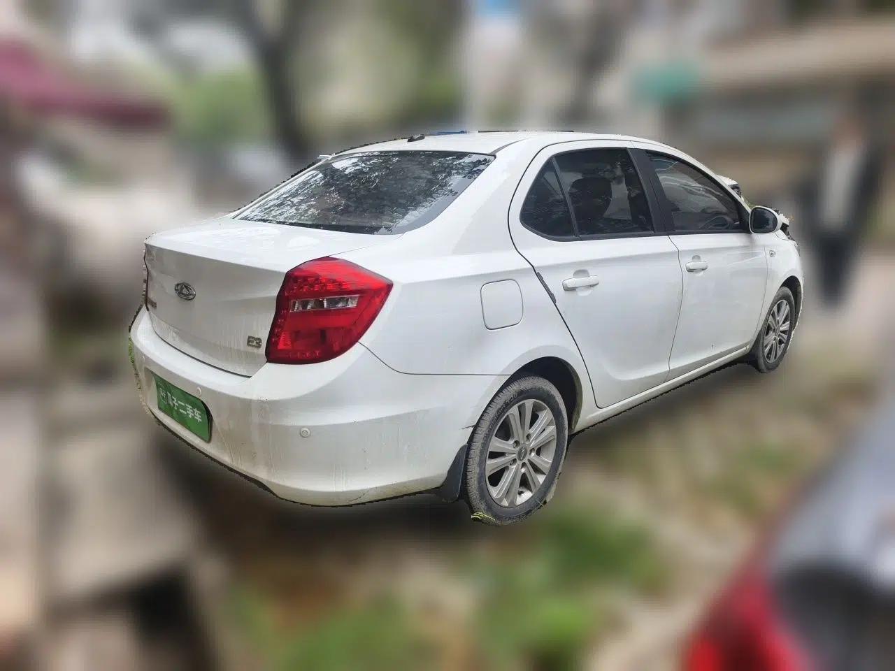 Chery E3 2015 1.5L Manual ZhiShang Model — миниатюра 6