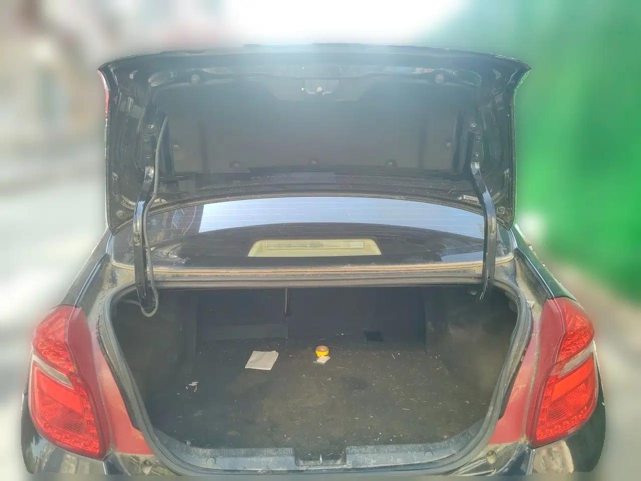 Chery E3 2013 1.5L Manual Fashion Model — миниатюра 20