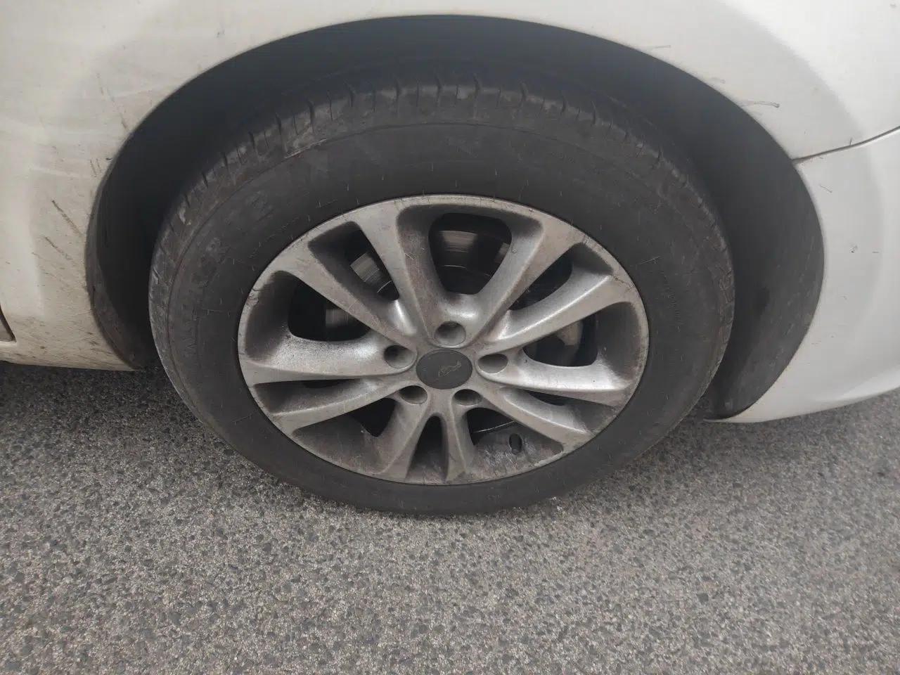 Chery Arrizo 7 2015 1.6L Manual ZhiShang Edition — миниатюра 8