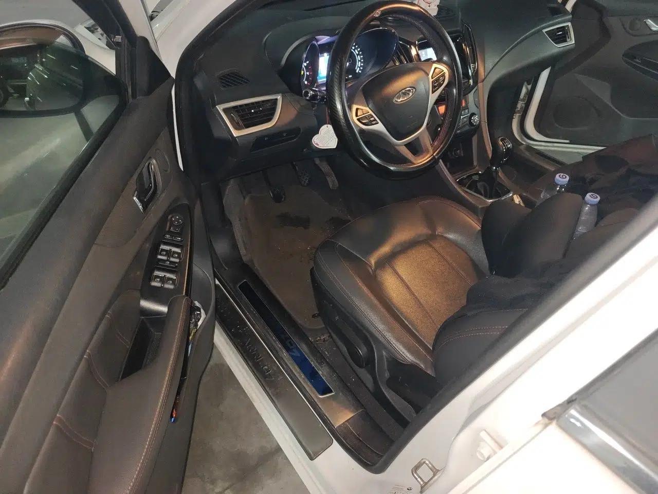 Chery Arrizo 7 2016 1.5T Manual ZhiShang Edition — миниатюра 17