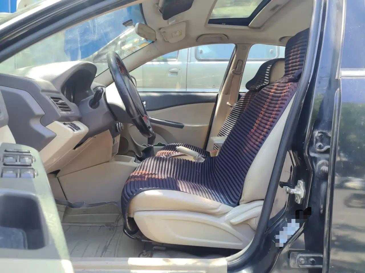 Chery E5 2014 1.5L Manual Youyue Model — миниатюра 16