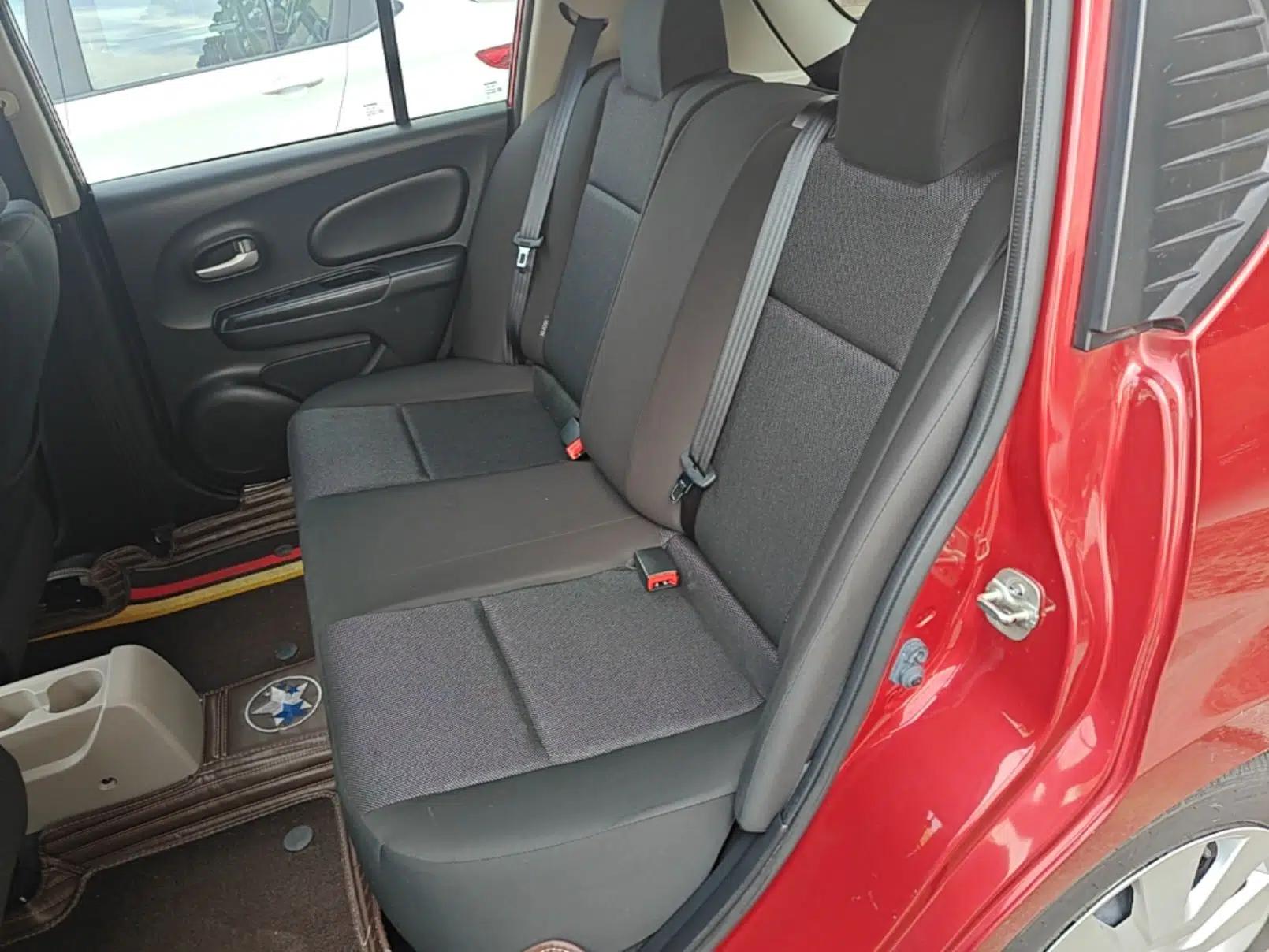 Venucia R50 2016 1.6L Automatic Elite Edition — миниатюра 20