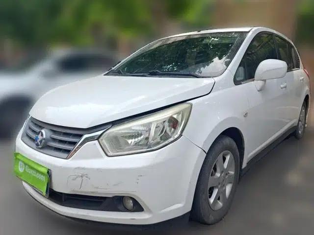 Venucia R50 2013 1.6L Automatic Luxury Edition