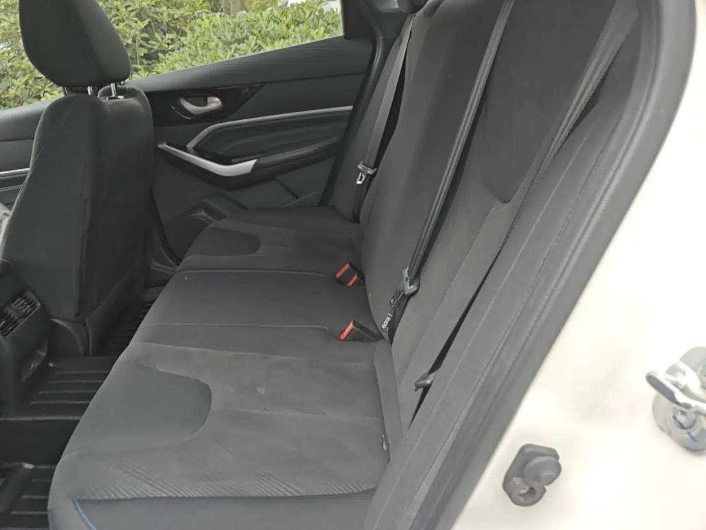 Venucia D60EV 2023 PLUS Comfort Edition SI Model — миниатюра 20