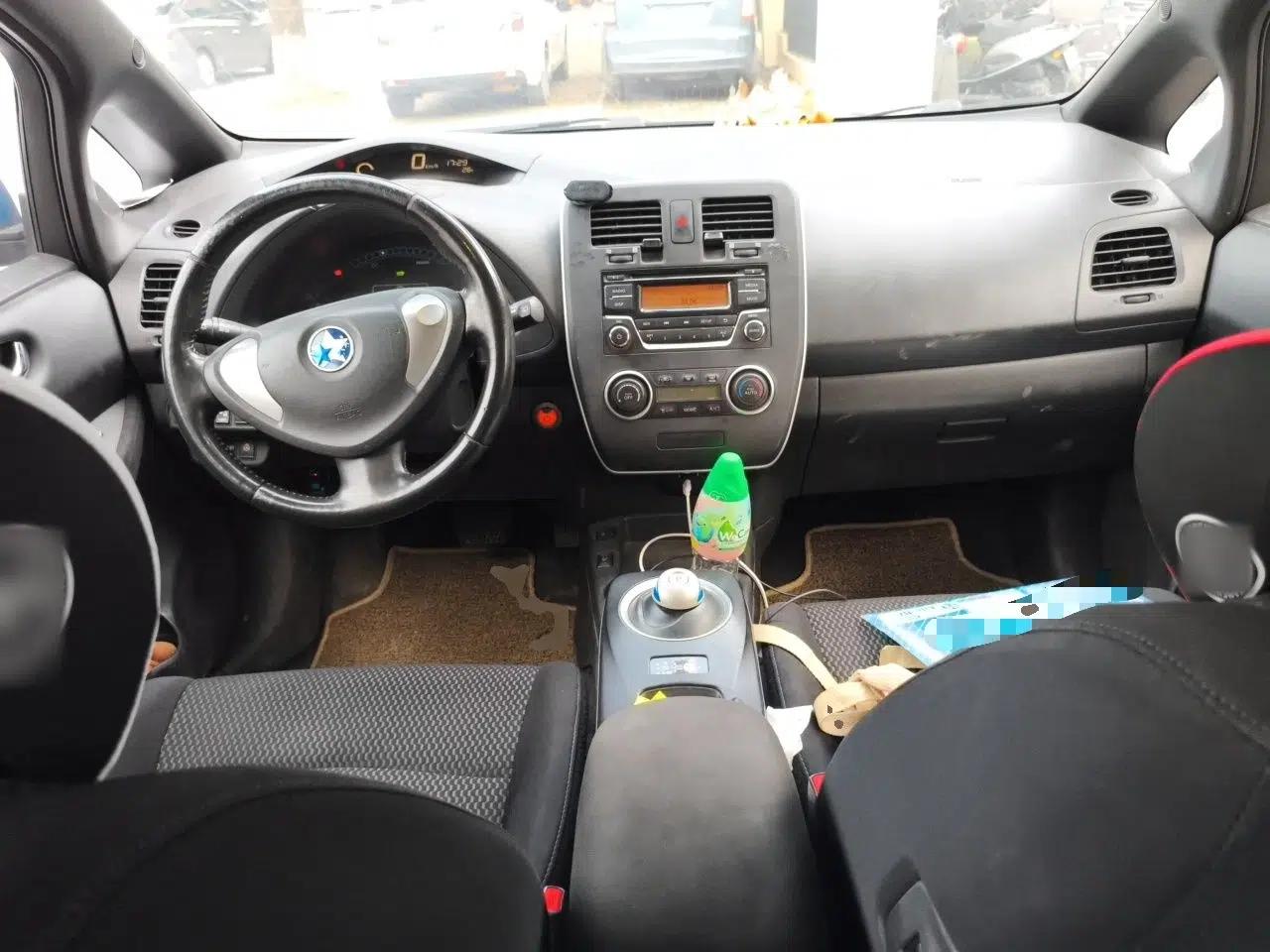 Venucia Leaf 2014 Lingfeng Edition 6.6 KW — миниатюра 10