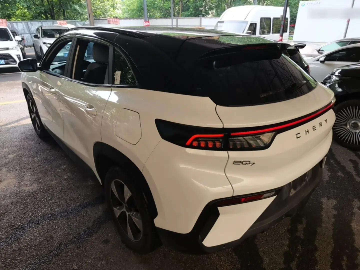 Chery New Energy eQ7 2024 512 km Self-Drive Version — миниатюра 4