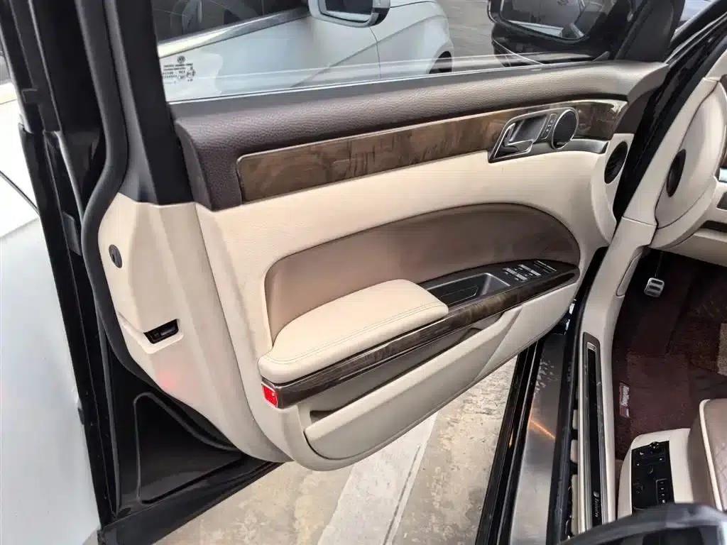 Phaeton 2015 4.2L Luxury Edition — миниатюра 8