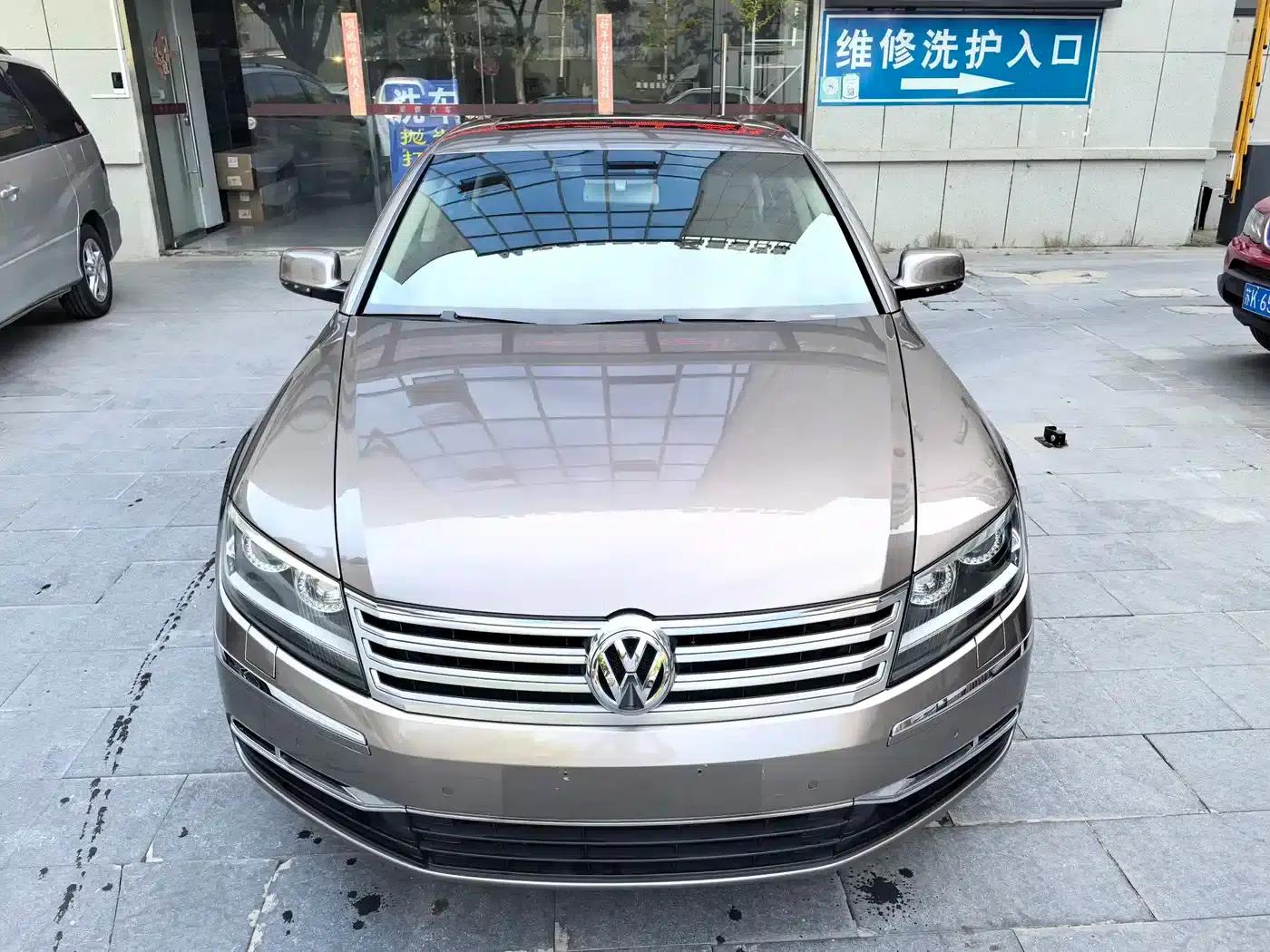 Phaeton 2012 3.0L Business Edition — миниатюра 2