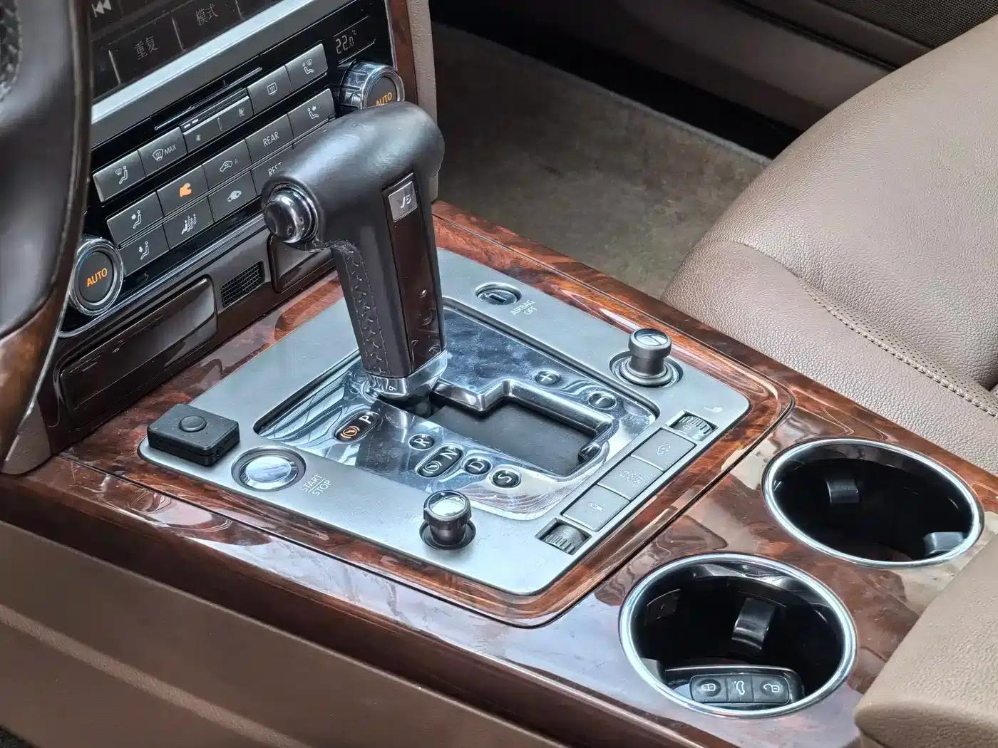 Phaeton 2012 3.0L Business Edition — миниатюра 15