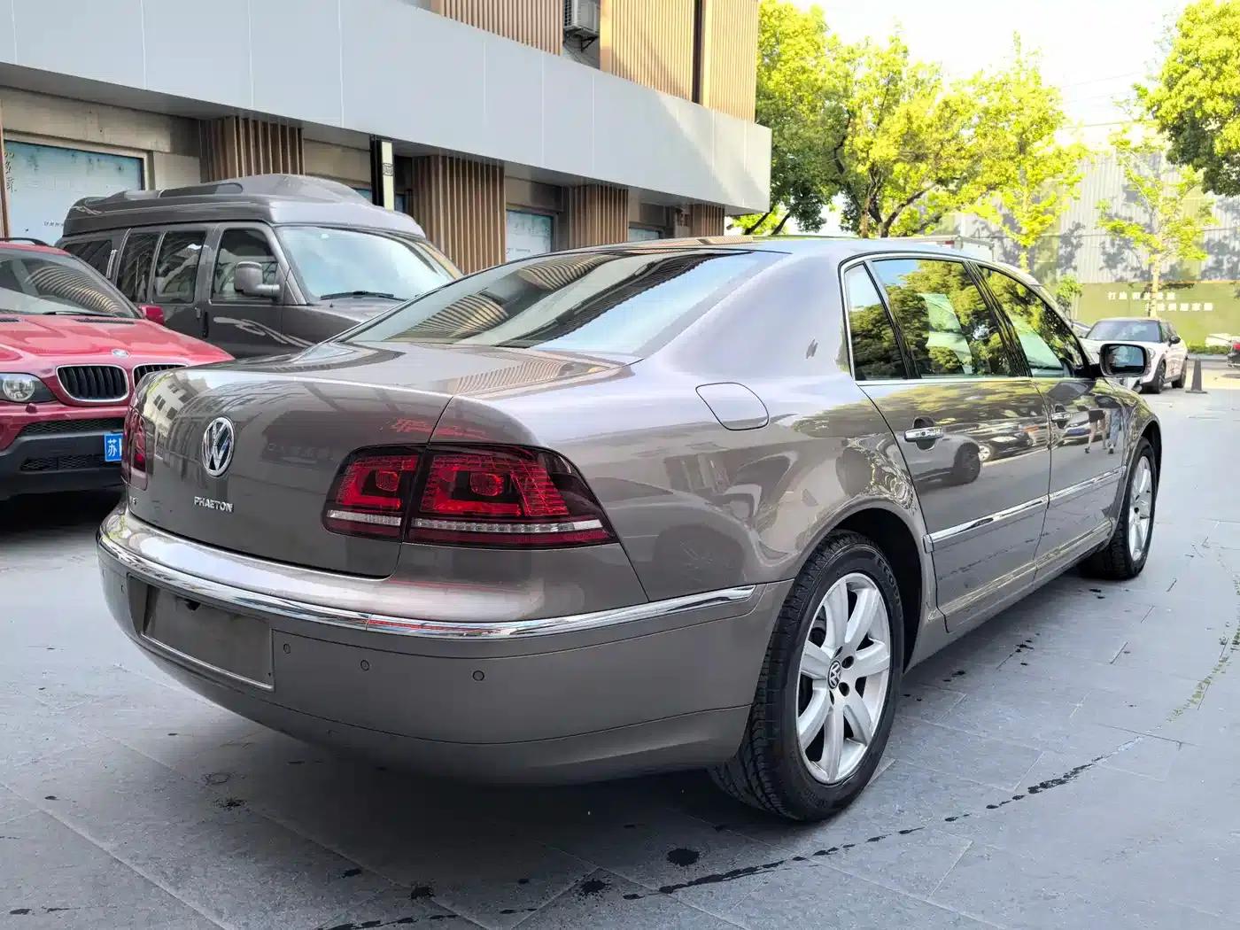 Phaeton 2012 3.0L Business Edition — миниатюра 4