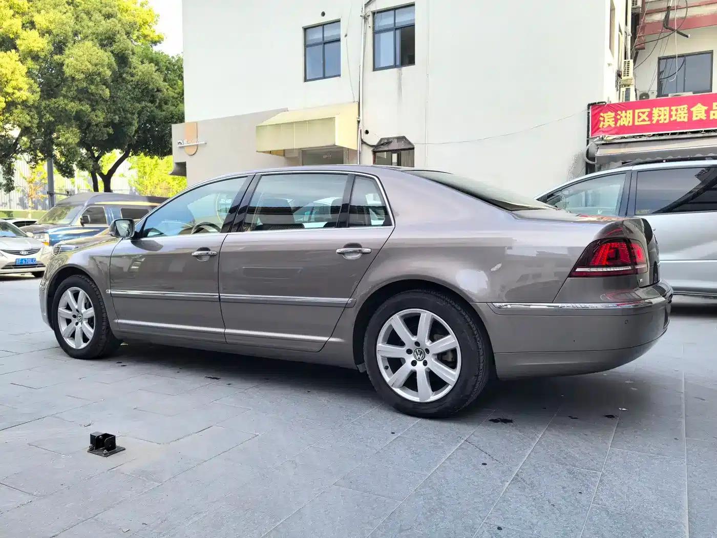 Phaeton 2012 3.0L Business Edition — миниатюра 6