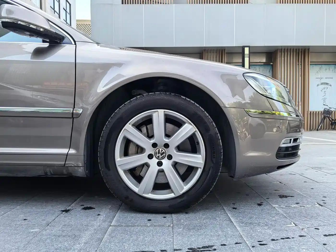 Phaeton 2012 3.0L Business Edition — миниатюра 8
