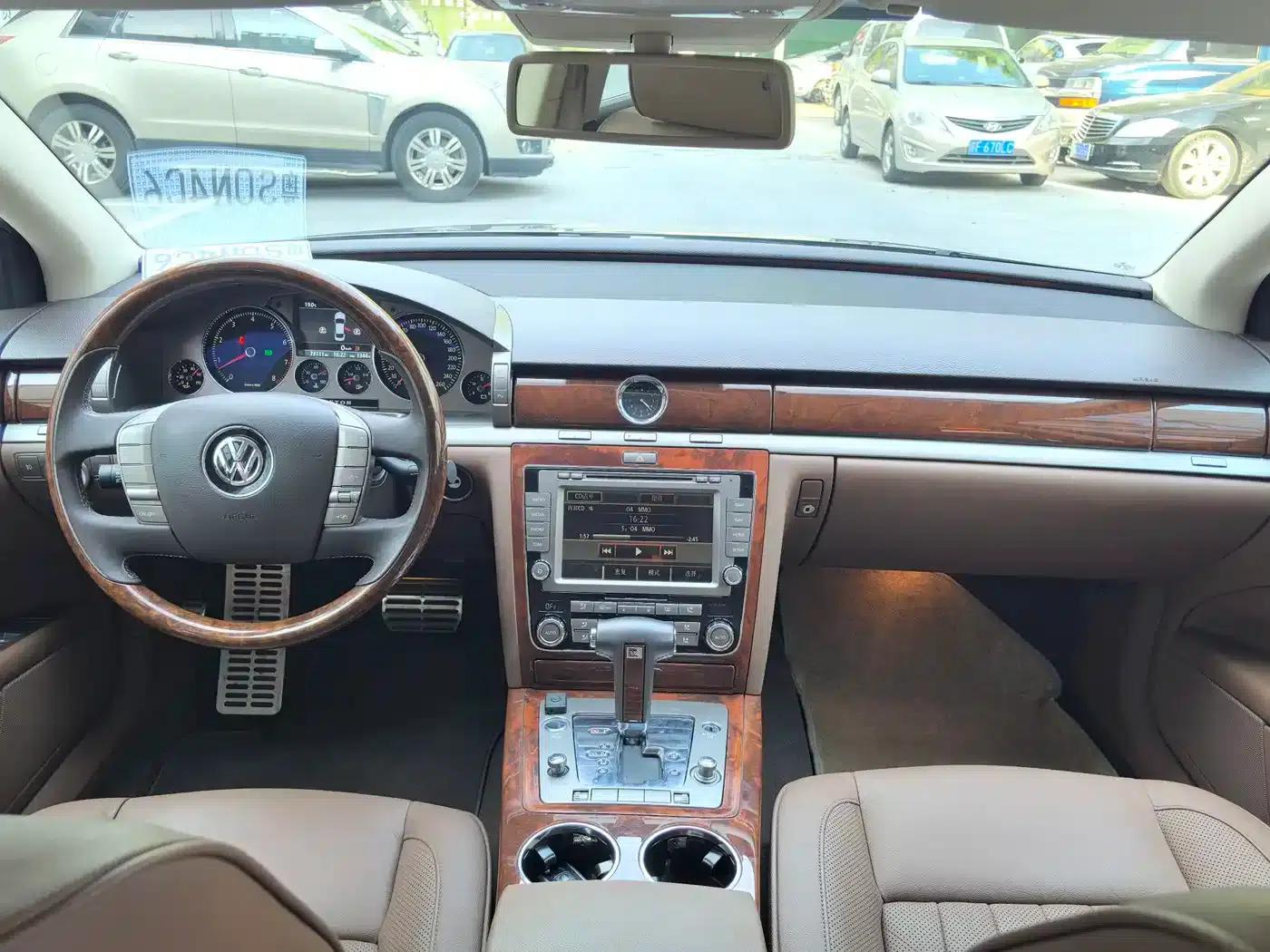 Phaeton 2012 3.0L Business Edition — миниатюра 9
