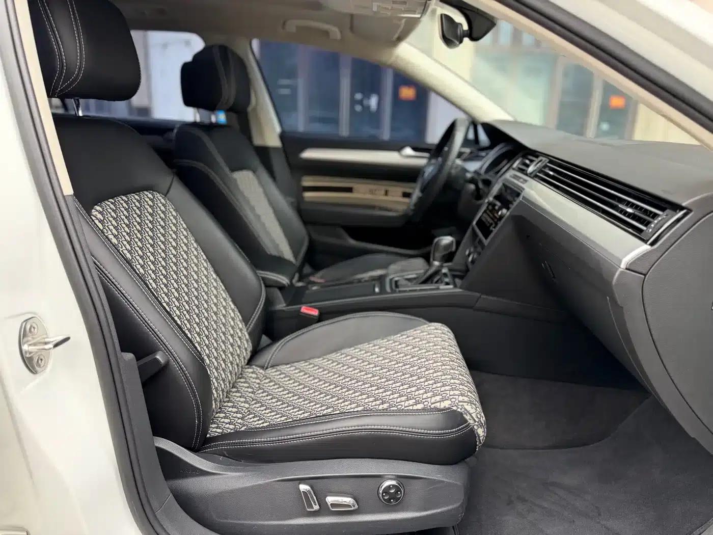 Passat Variant 2017 280TSI 2WD Comfortline — миниатюра 17