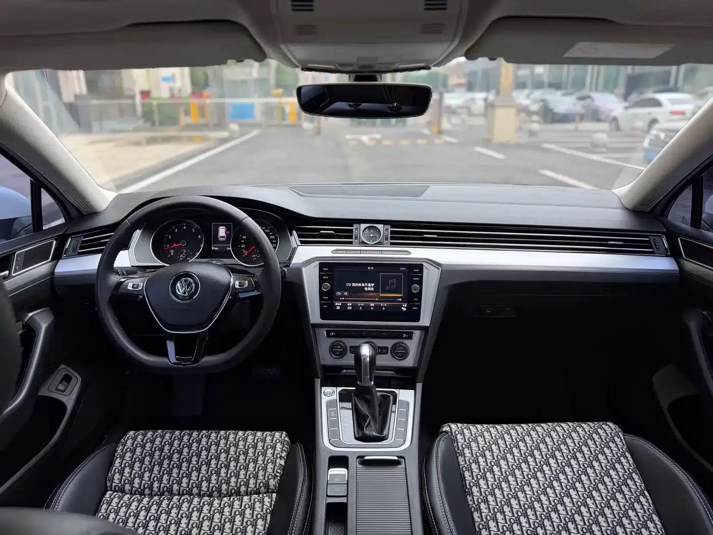 Passat Variant 2017 280TSI 2WD Comfortline — миниатюра 18
