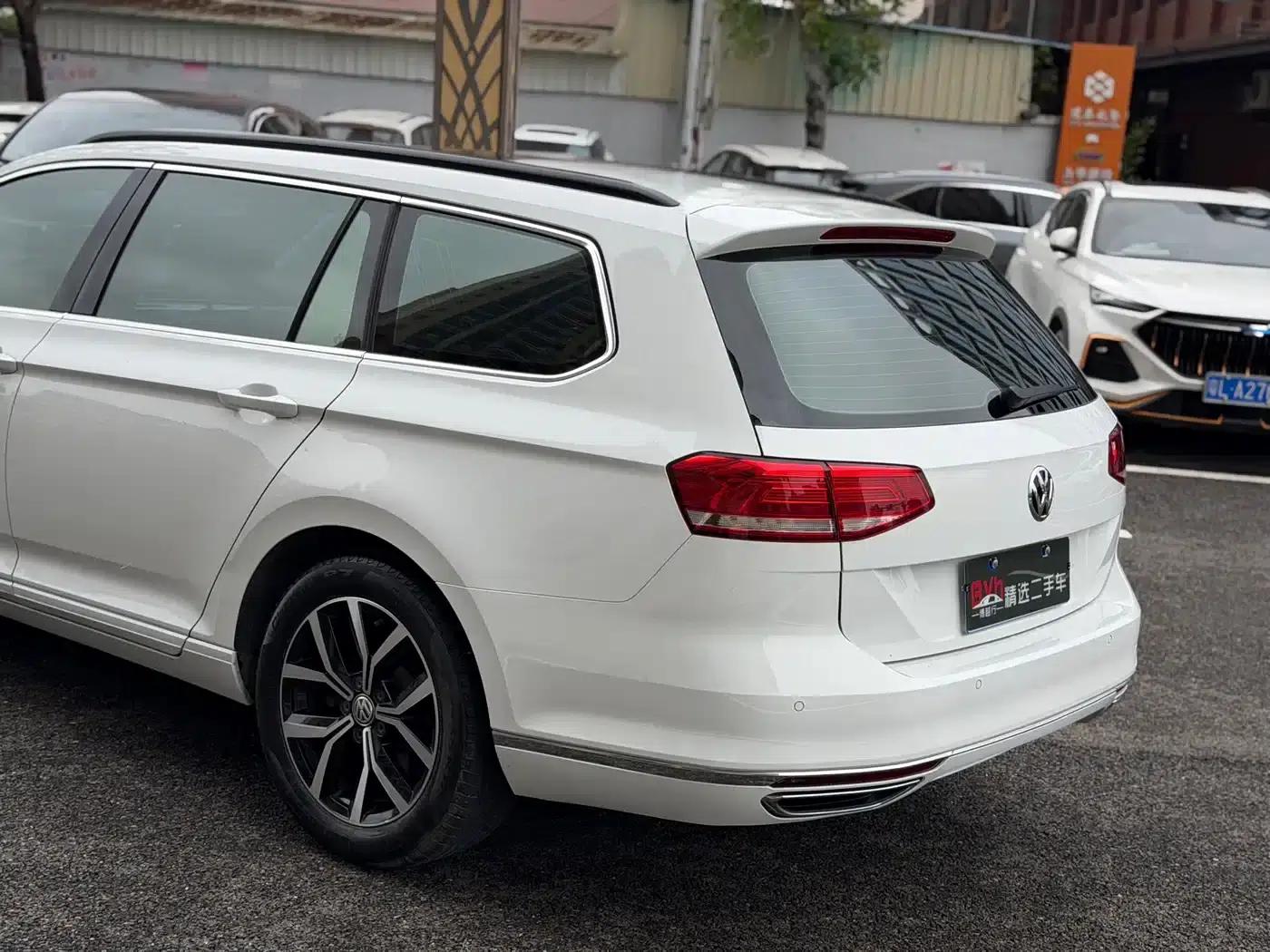 Passat Variant 2017 280TSI 2WD Comfortline — миниатюра 10