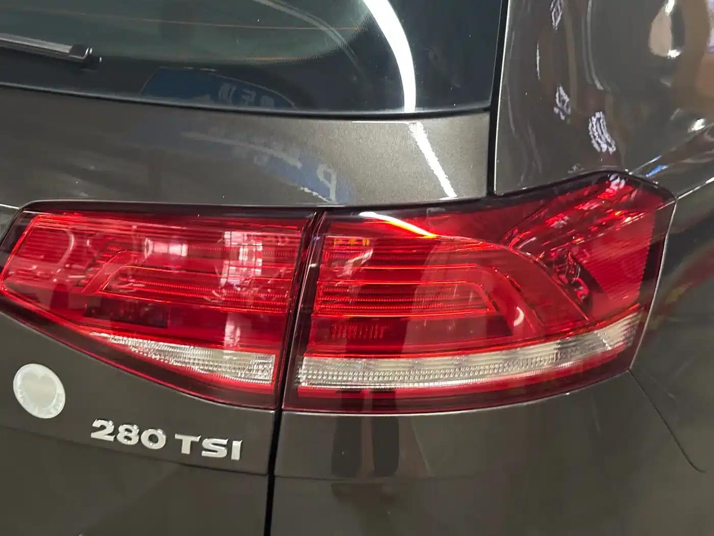 Passat Variant 2017 280TSI 2WD Comfortline — миниатюра 11