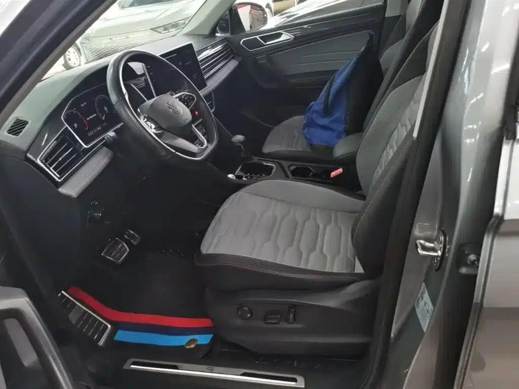 Tiguan X 2022 330TSI 2WD Flagship Edition — миниатюра 15