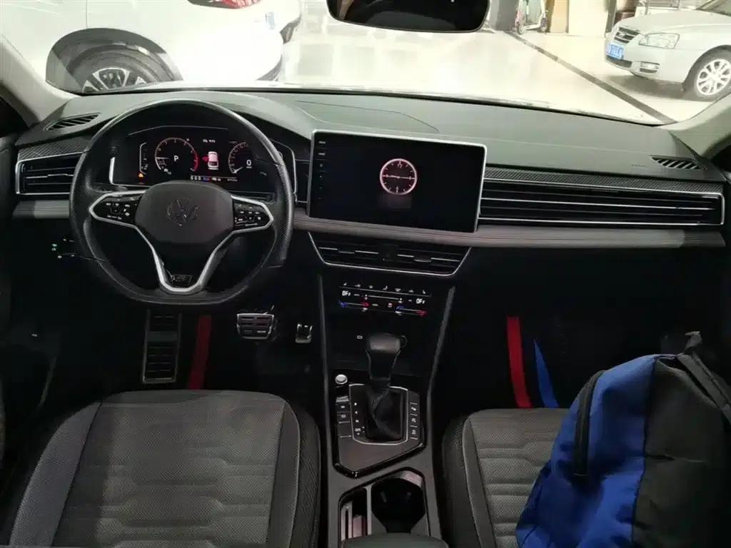 Tiguan X 2022 330TSI 2WD Flagship Edition — миниатюра 10