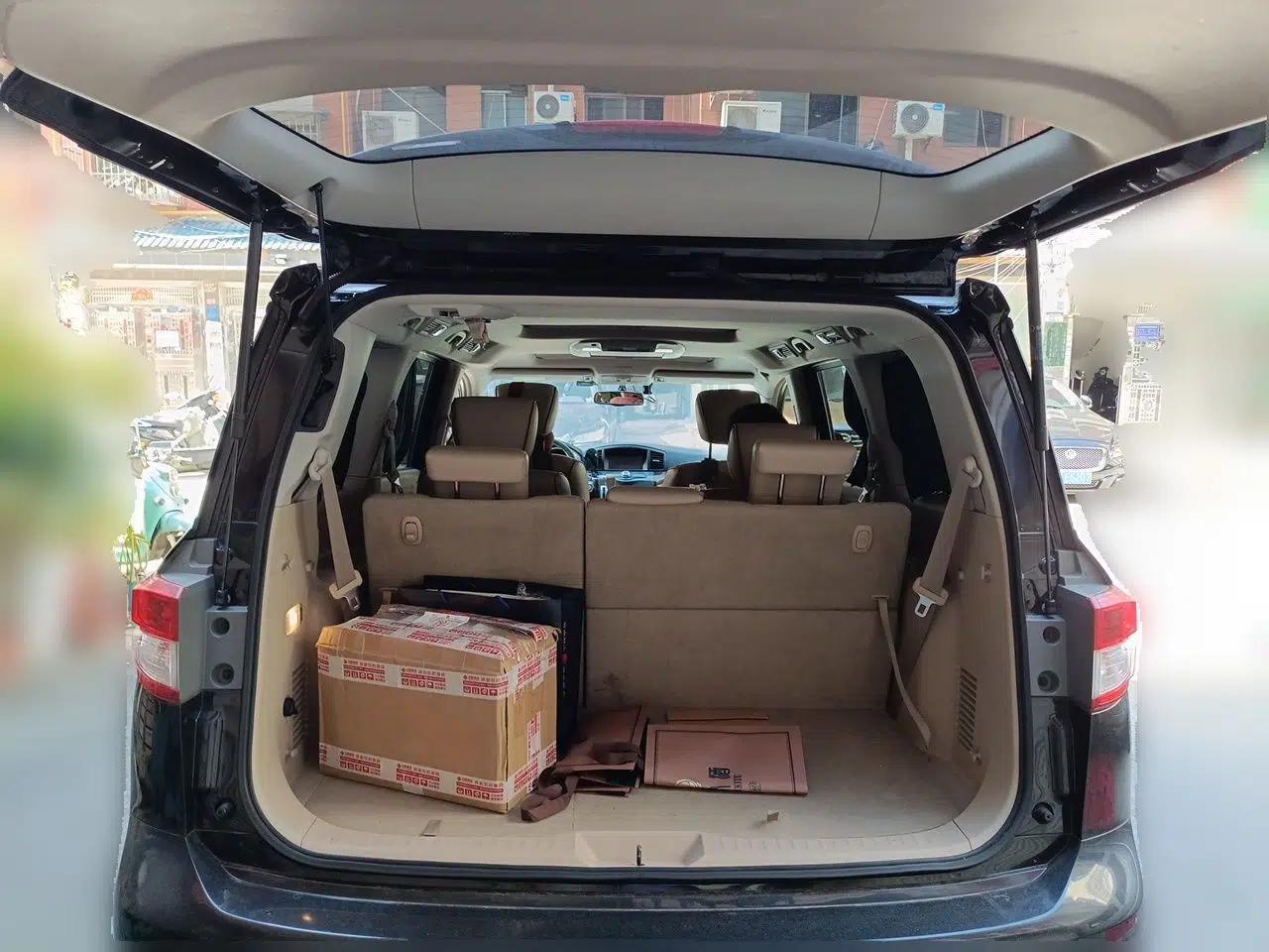 Nissan Quest 2015 3.5L SL — миниатюра 20