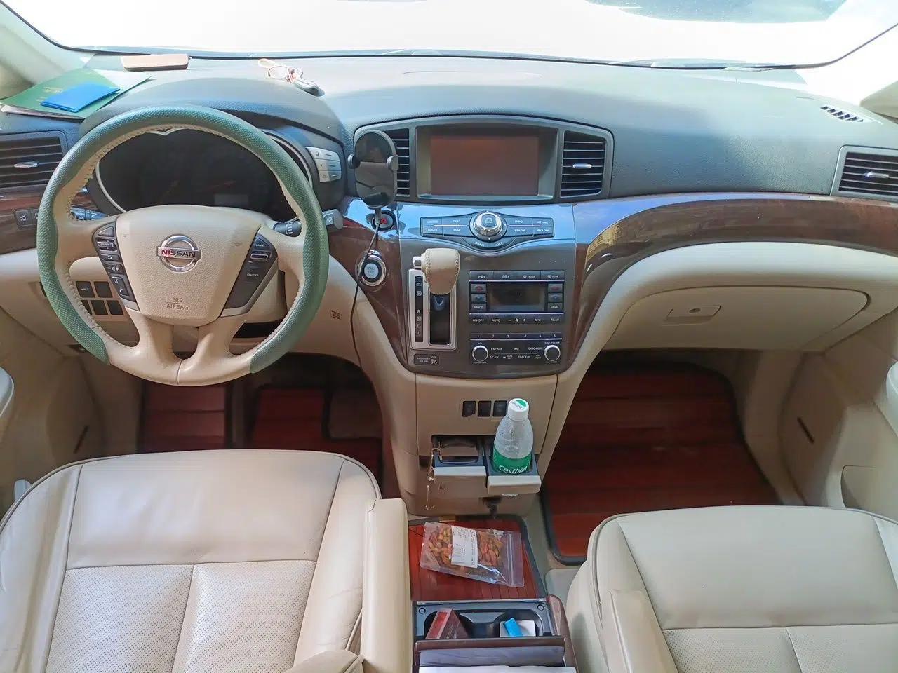 Nissan Quest 2015 3.5L SL — миниатюра 10