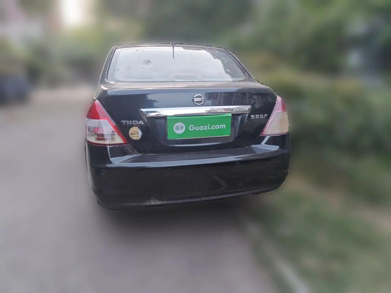 Nissan Tiida Sedan 2008 1.6L Automatic Smart Version — миниатюра 5
