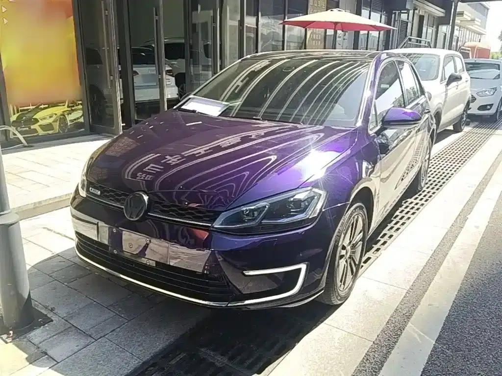 2020 Golf EV — миниатюра 1