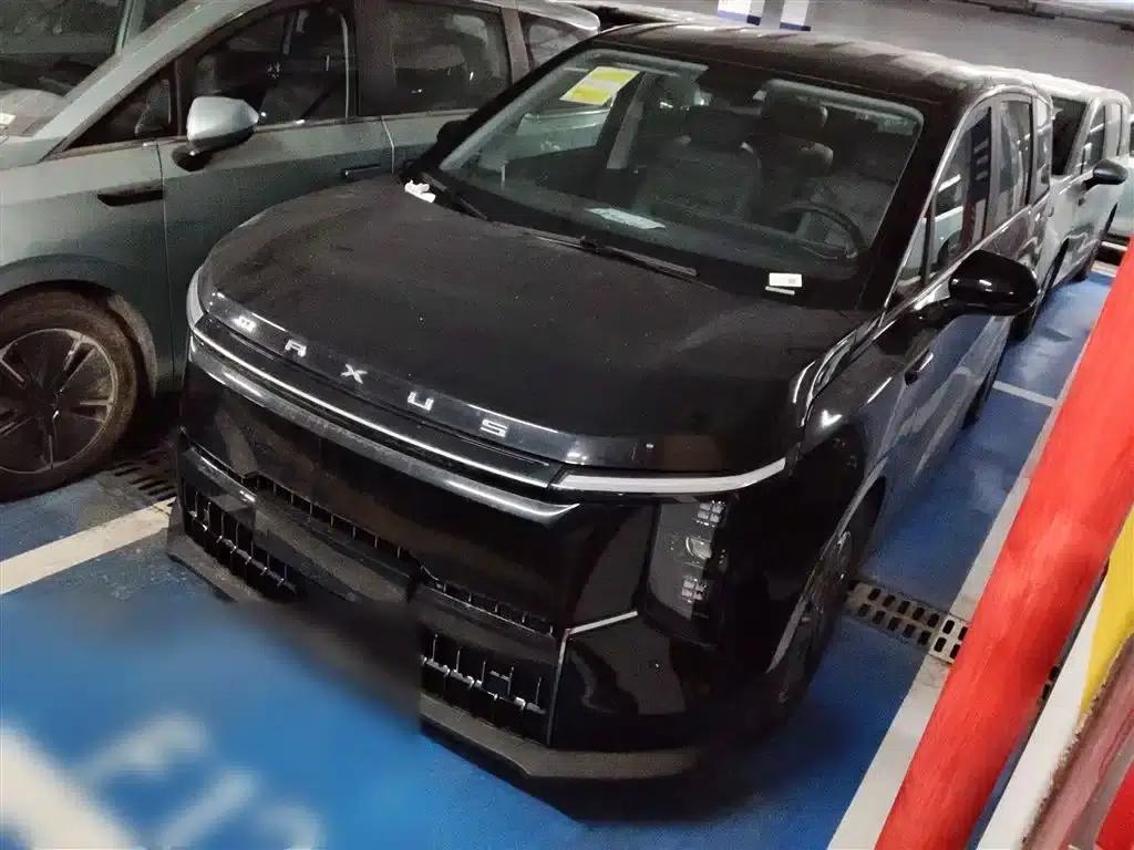 Everyone 7 2024 Facelift Super Hybrid Long Range Enjoy Edition — миниатюра 2