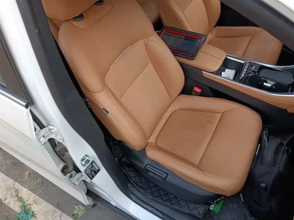 Maxus G50 Plug-in Hybrid 2025 Navigator Edition — миниатюра 25