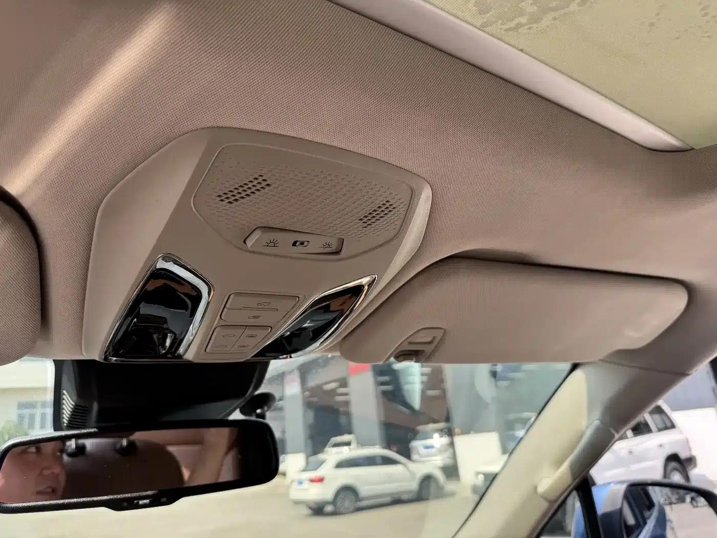 SAIC MAXUS D90 2017 2.0T Automatic 4WD Sirius — миниатюра 13