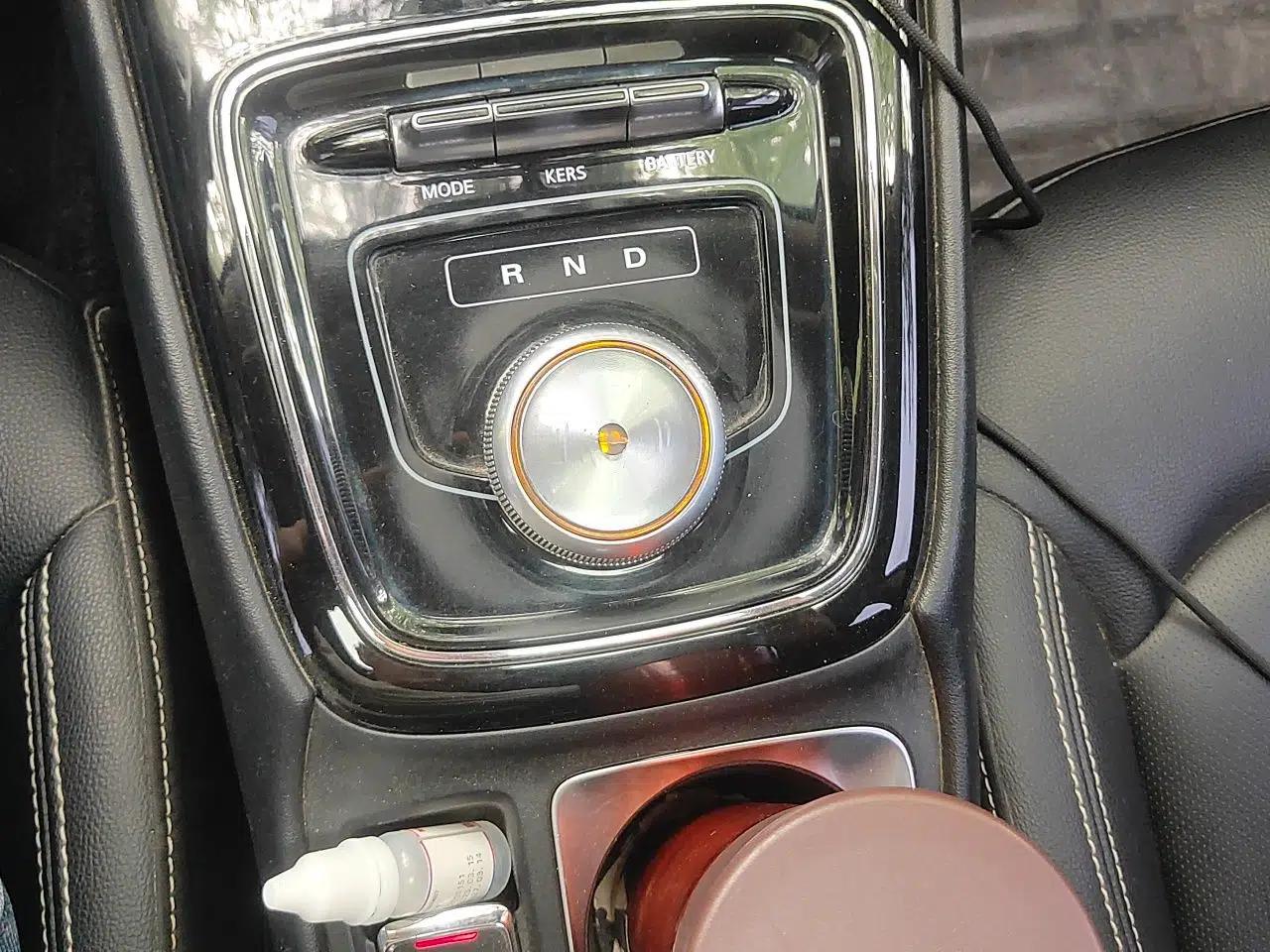 Roewe Ei5 2018 Internet Flagship Edition — миниатюра 15