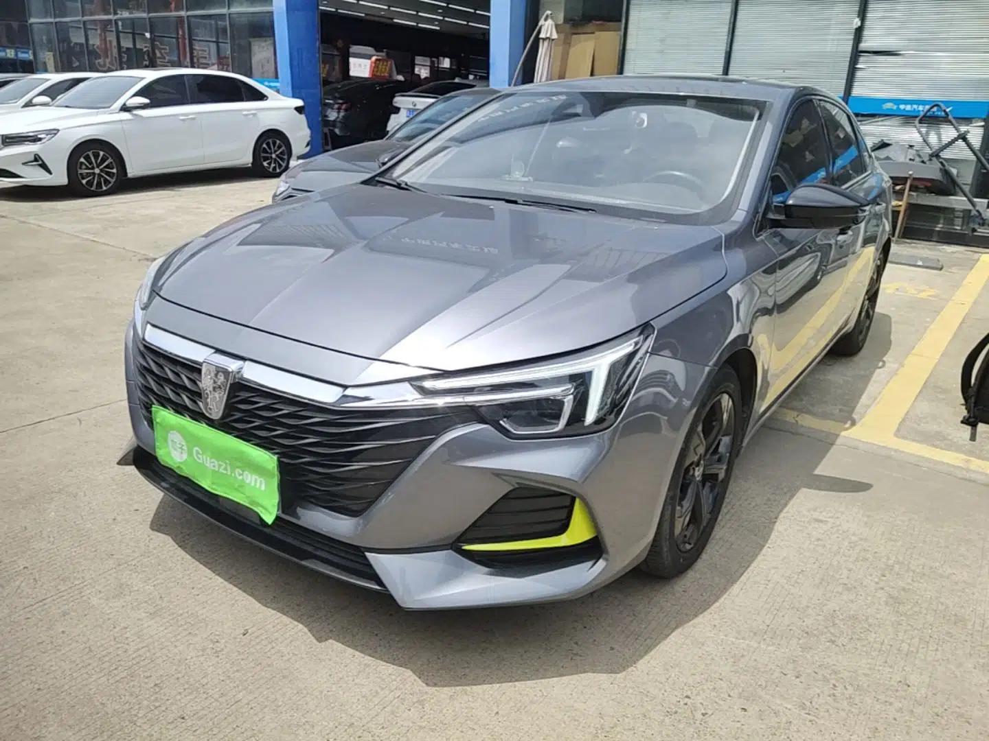 Roewe i6 MAX 2020 300TGI Automatic "Swell Cool Smart Drive" Edition — миниатюра 1