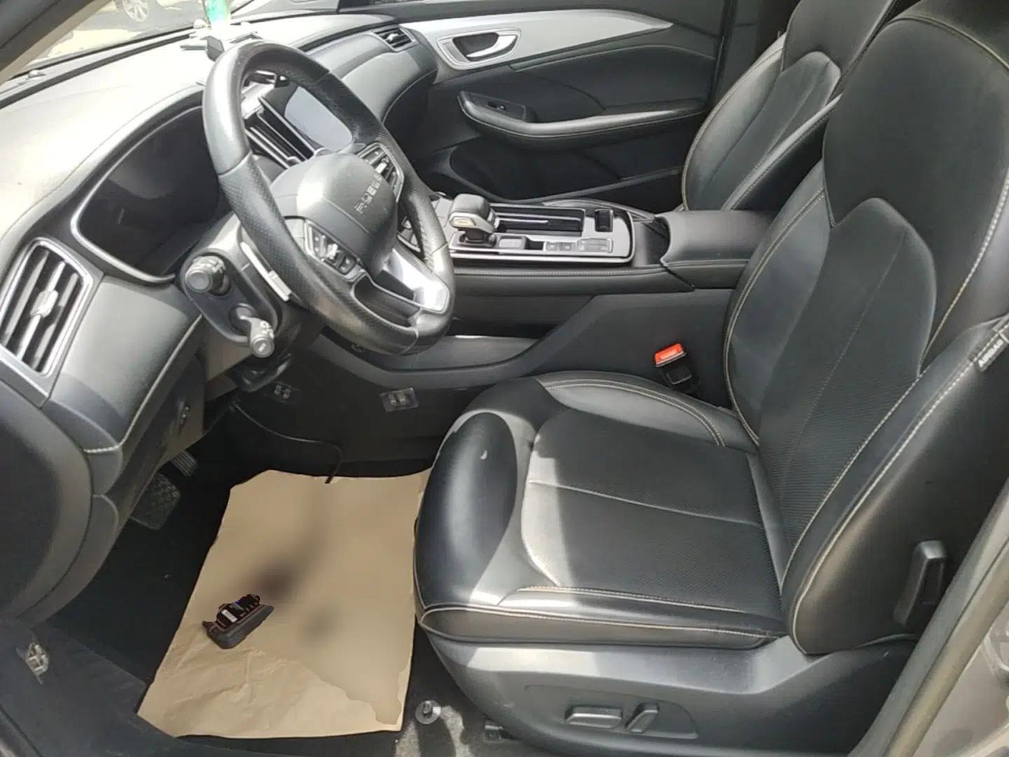 Roewe i6 MAX 2020 300TGI Automatic "Swell Cool Smart Drive" Edition — миниатюра 18