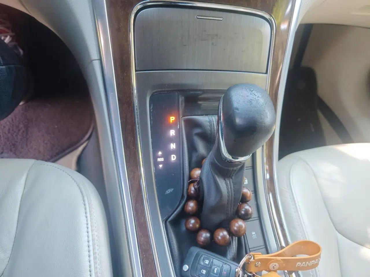 Roewe e950 2016 1.4T Luxury Edition — миниатюра 15