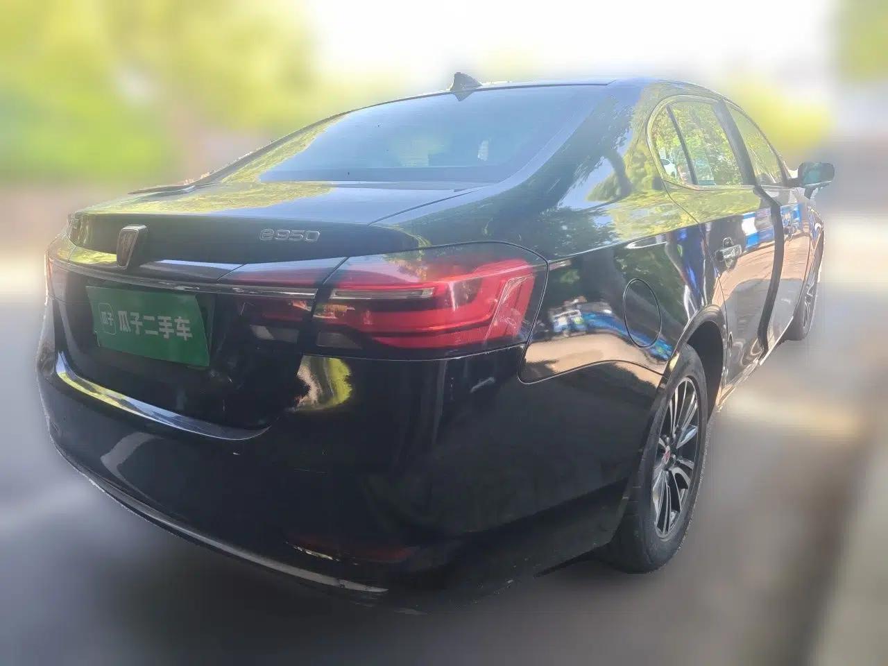 Roewe e950 2016 1.4T Luxury Edition — миниатюра 6