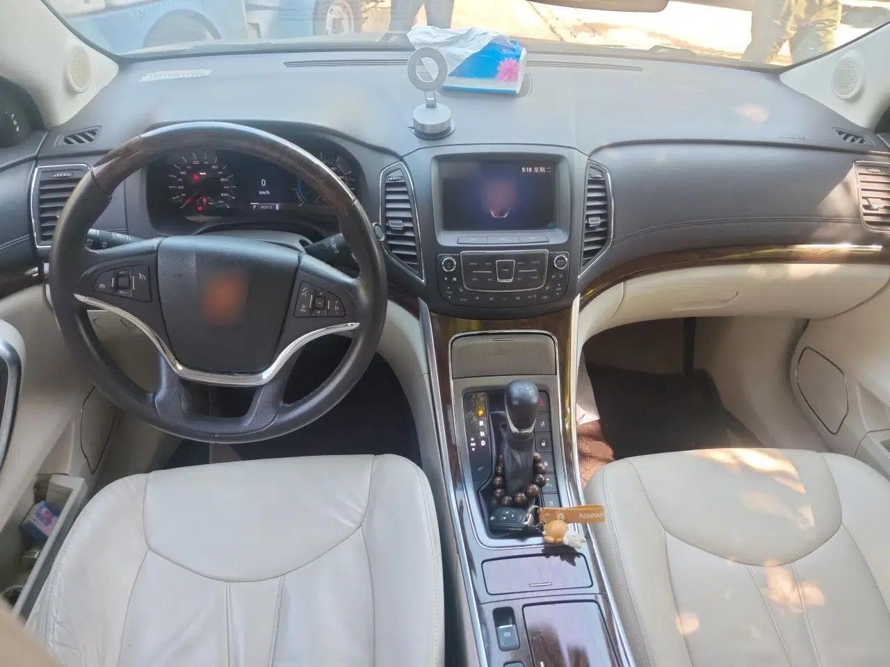 Roewe e950 2016 1.4T Luxury Edition — миниатюра 10