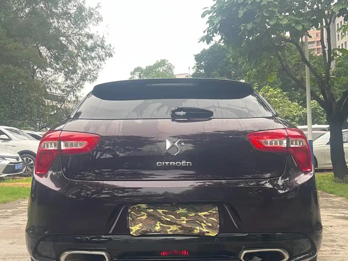 DS 5 2014 1.6T Luxury Edition THP160 — миниатюра 13