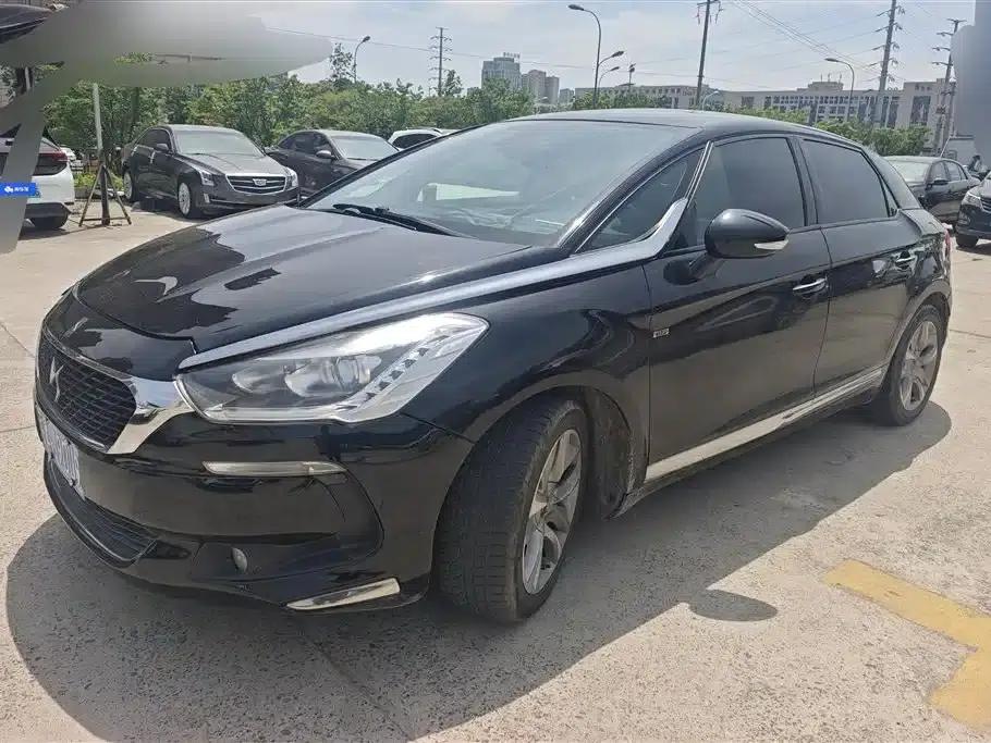 DS 5 2013 1.6T Luxury Edition THP160 — миниатюра 1