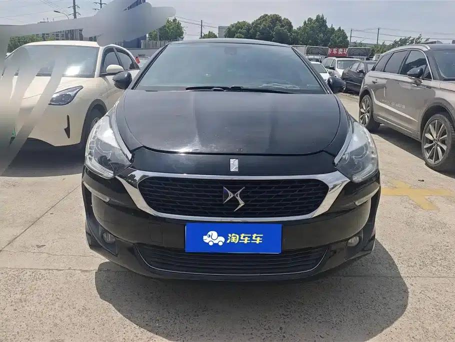 DS 5 2013 1.6T Luxury Edition THP160 — миниатюра 2