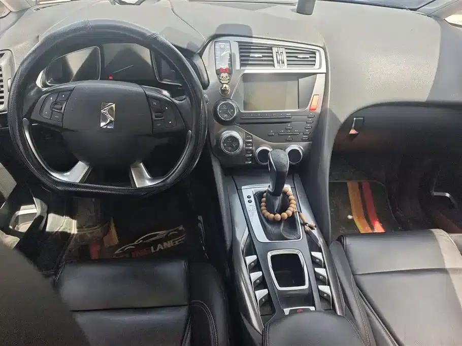 DS 5 2013 1.6T Luxury Edition THP160 — миниатюра 12