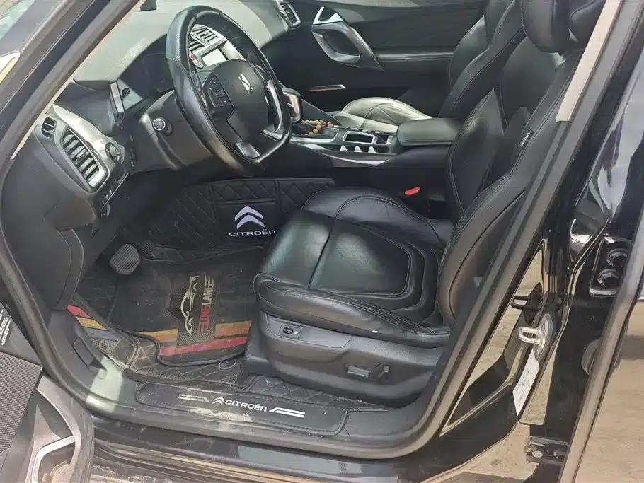DS 5 2013 1.6T Luxury Edition THP160 — миниатюра 9
