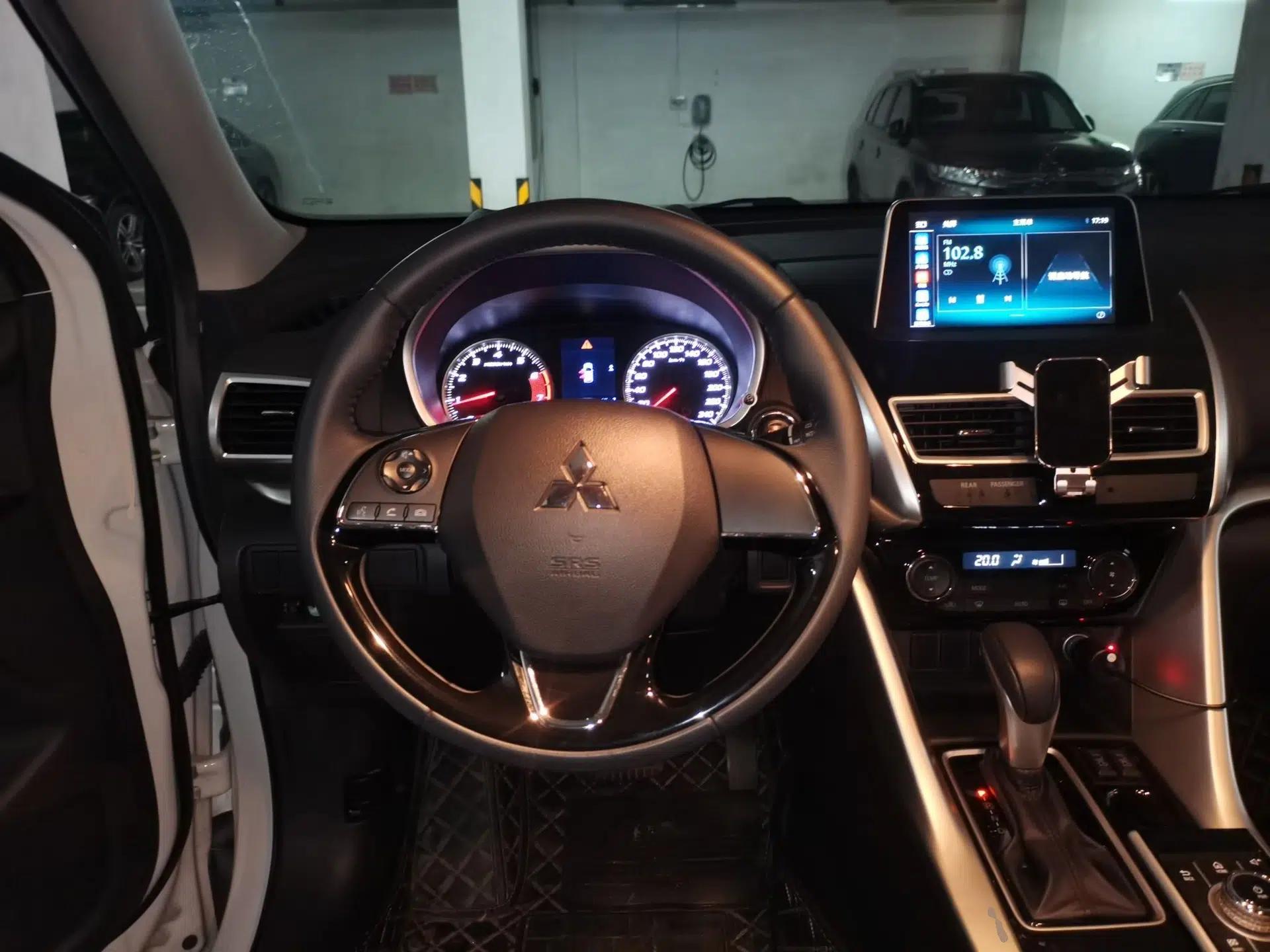 Mitsubishi Eclipse Cross 2019 1.5T CVT Two-Wheel Drive Dream Edition China VI Standard — миниатюра 7