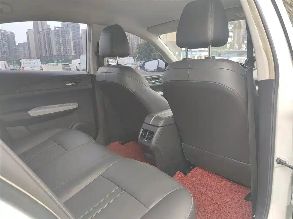 Dongfeng Fengshen E70 2022 500 PLUS Super Enjoy Edition — миниатюра 11