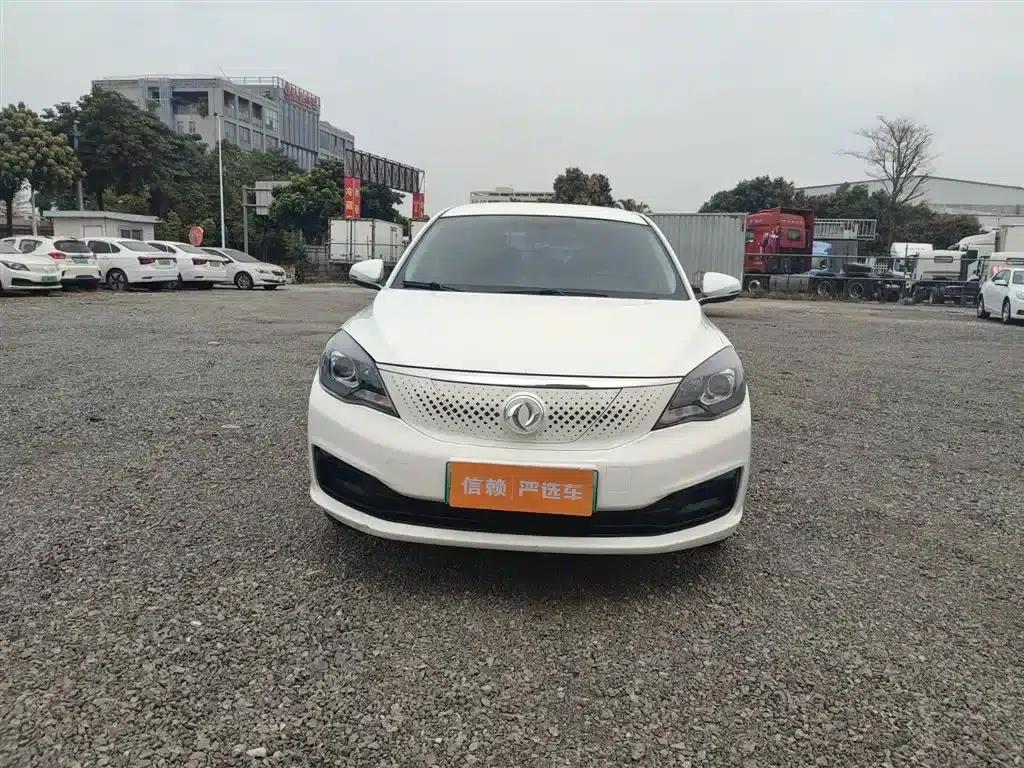Dongfeng Fengshen E70 2022 500 PLUS Super Enjoy Edition — миниатюра 3