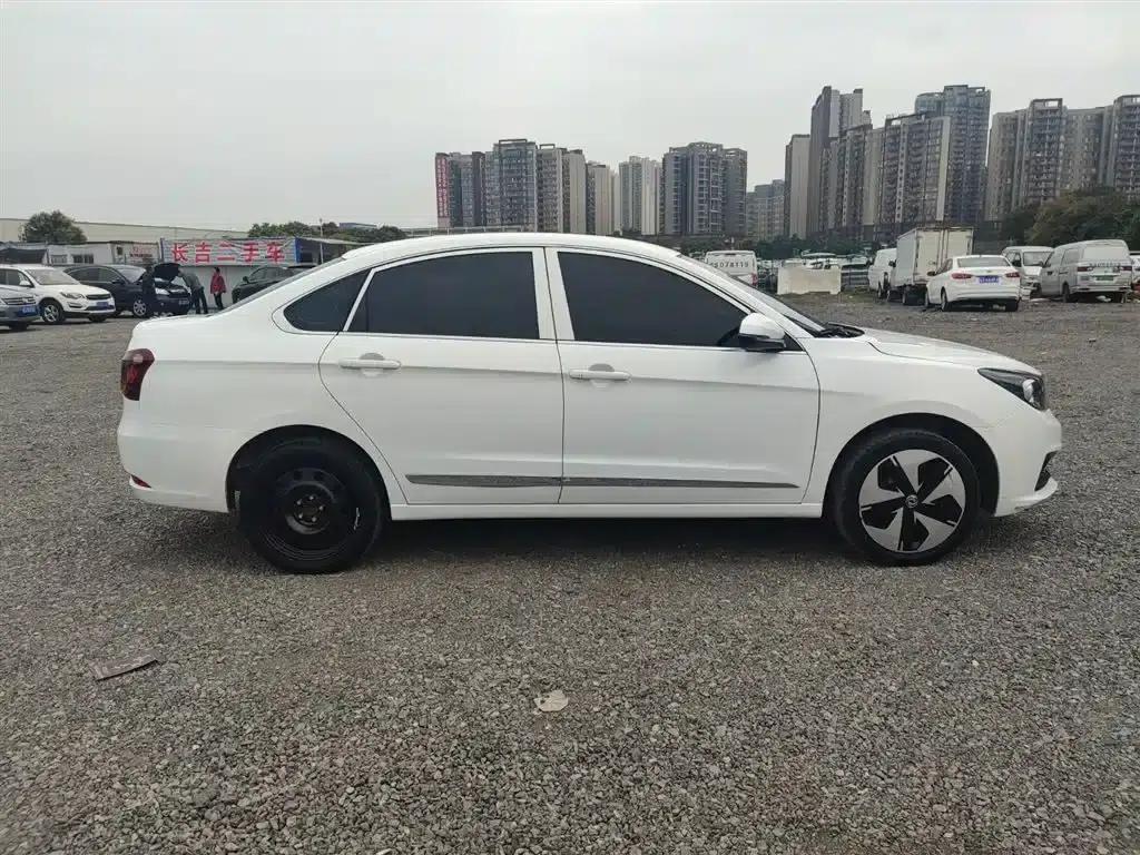 Dongfeng Fengshen E70 2022 500 PLUS Super Enjoy Edition — миниатюра 5