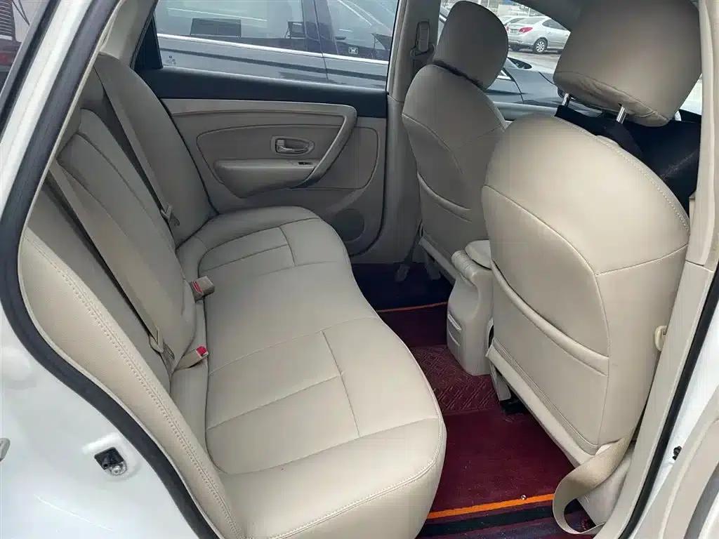 Dongfeng Fengshen A60 2016 Model 1.5L Automatic Deluxe — миниатюра 12