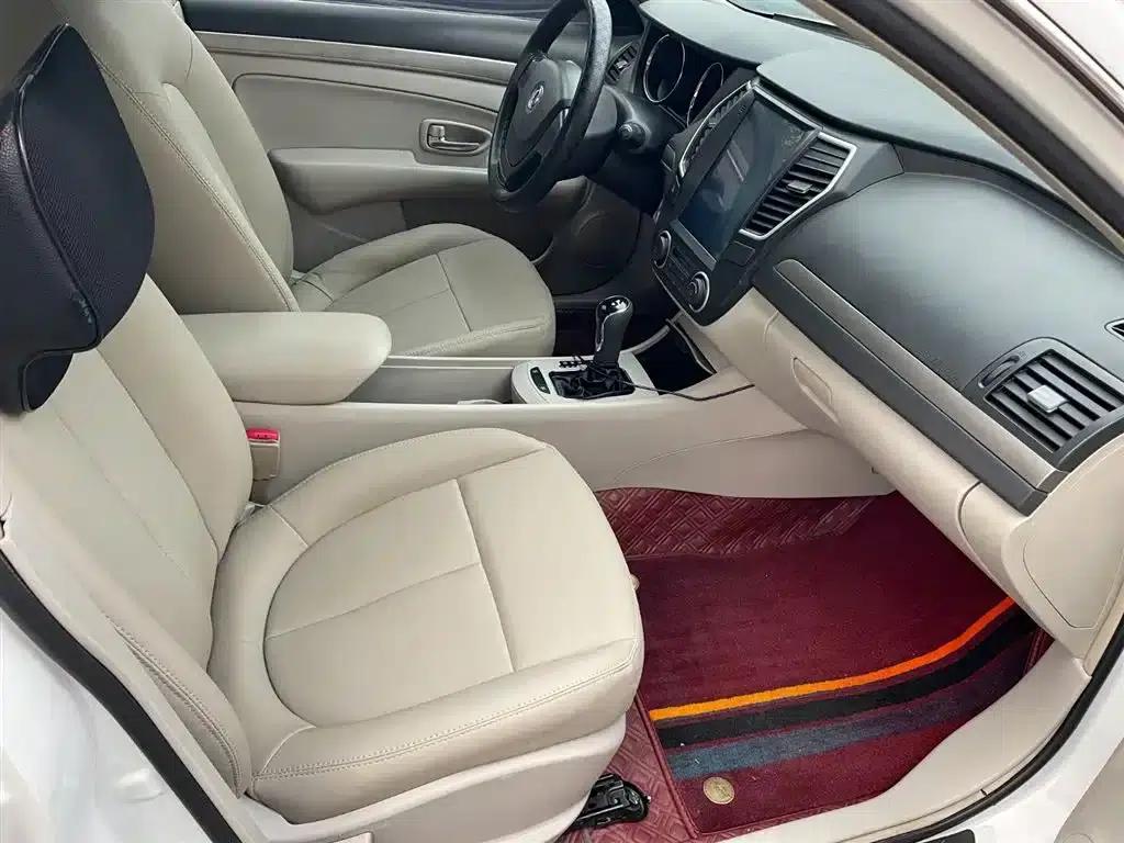 Dongfeng Fengshen A60 2016 Model 1.5L Automatic Deluxe — миниатюра 13